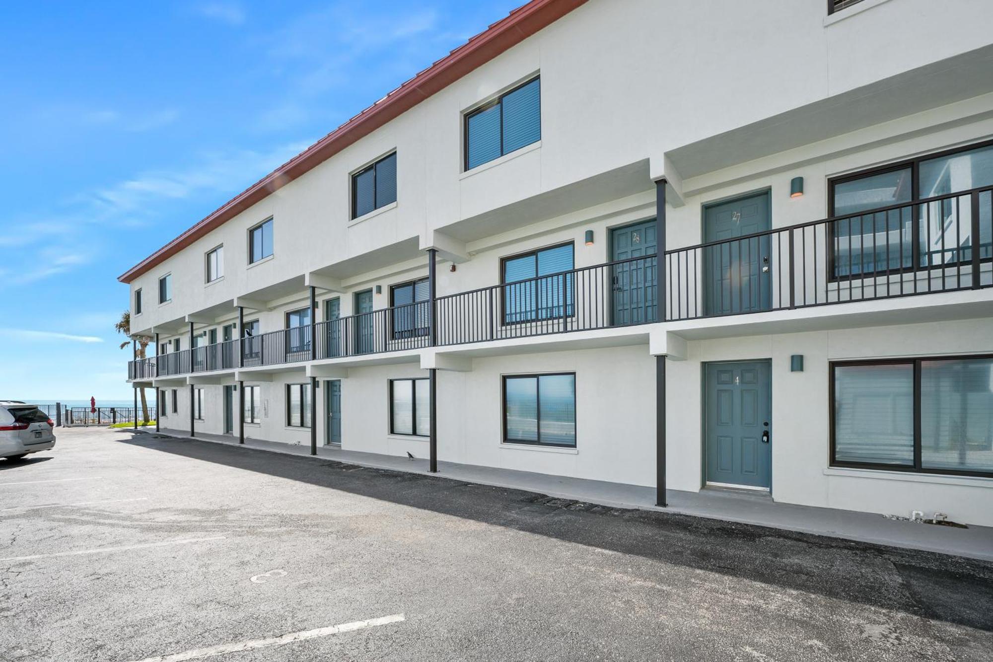 Oceanfront Daytona Beach Condo With Beach Views! Exterior photo
